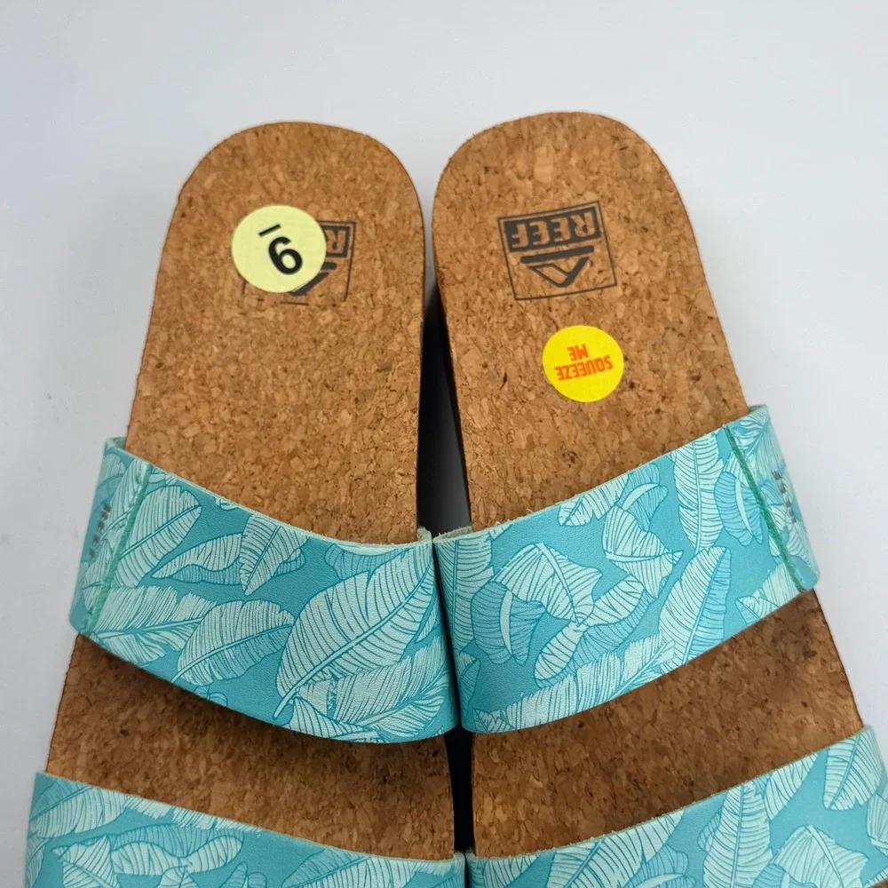 NEW Reef Cushion Vista Hi Platform Sandal Womens 9 Aqua Tropical Leaf Print Boho